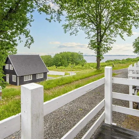 5 Person In Aabenraa-by Traum * Aabenraa