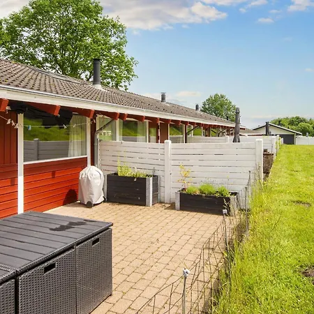 5 Person In Aabenraa-by Traum * Aabenraa