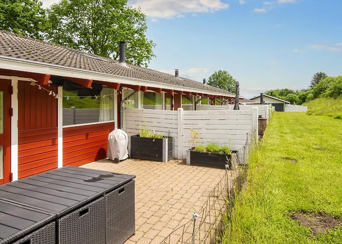 5 Person In Aabenraa-by Traum * Aabenraa