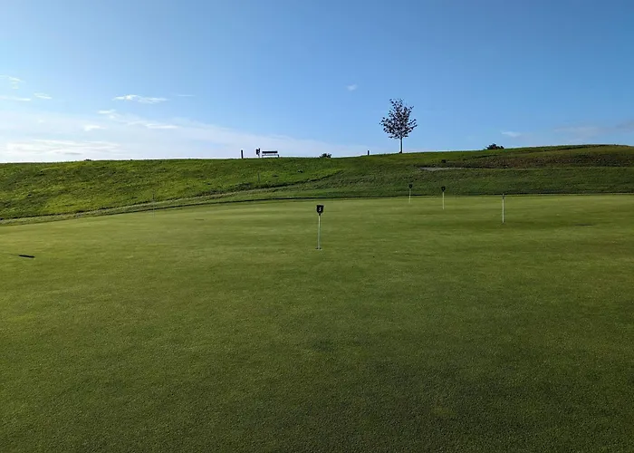 5 Person In Aabenraa-by Traum